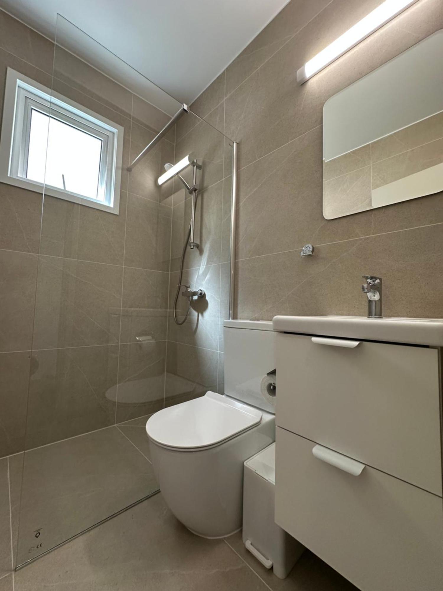 Olivia Mackenzie 2 Bedroom Flat With Pool Apartament *